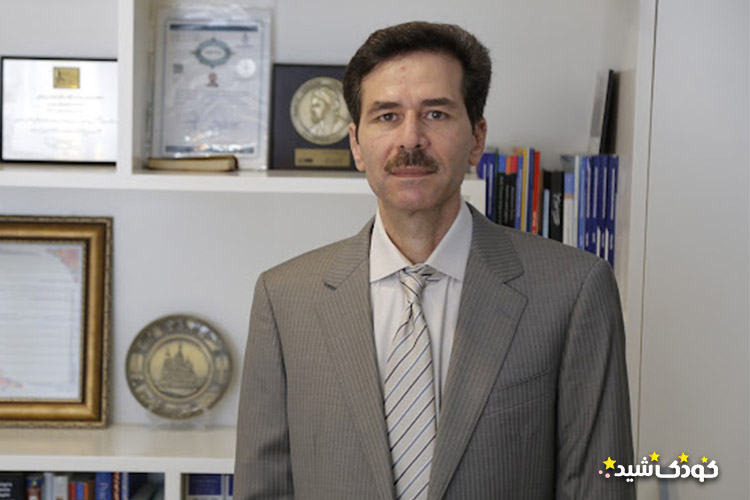 متخصص خوب پوست و مو در تهران دکتر ایمان روغنی